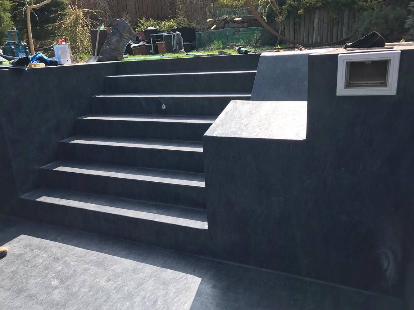 8324A9F3 7027 474B 89C2 BBE9C3FFA81F