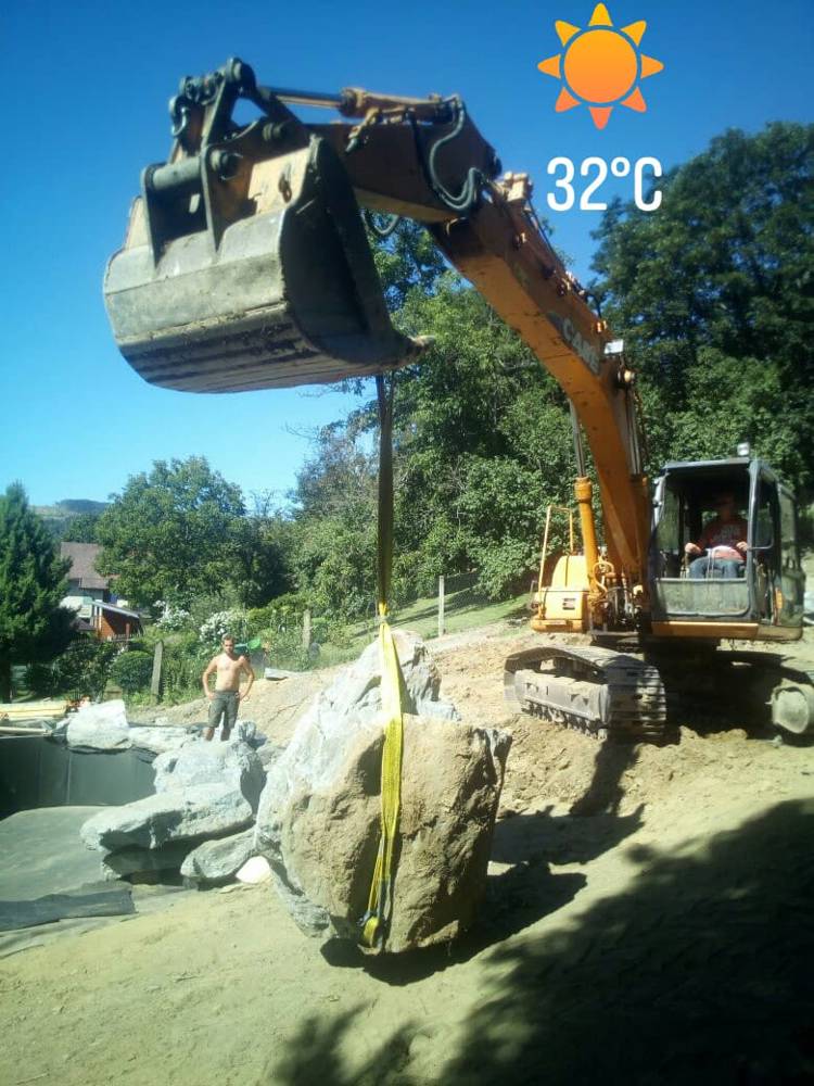 C889A89D AE5F 47A1 AA3B D432272E7294