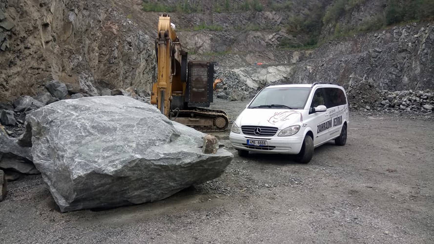 84EE7A3D FC4B 4B4A 95DD D86514D2574A