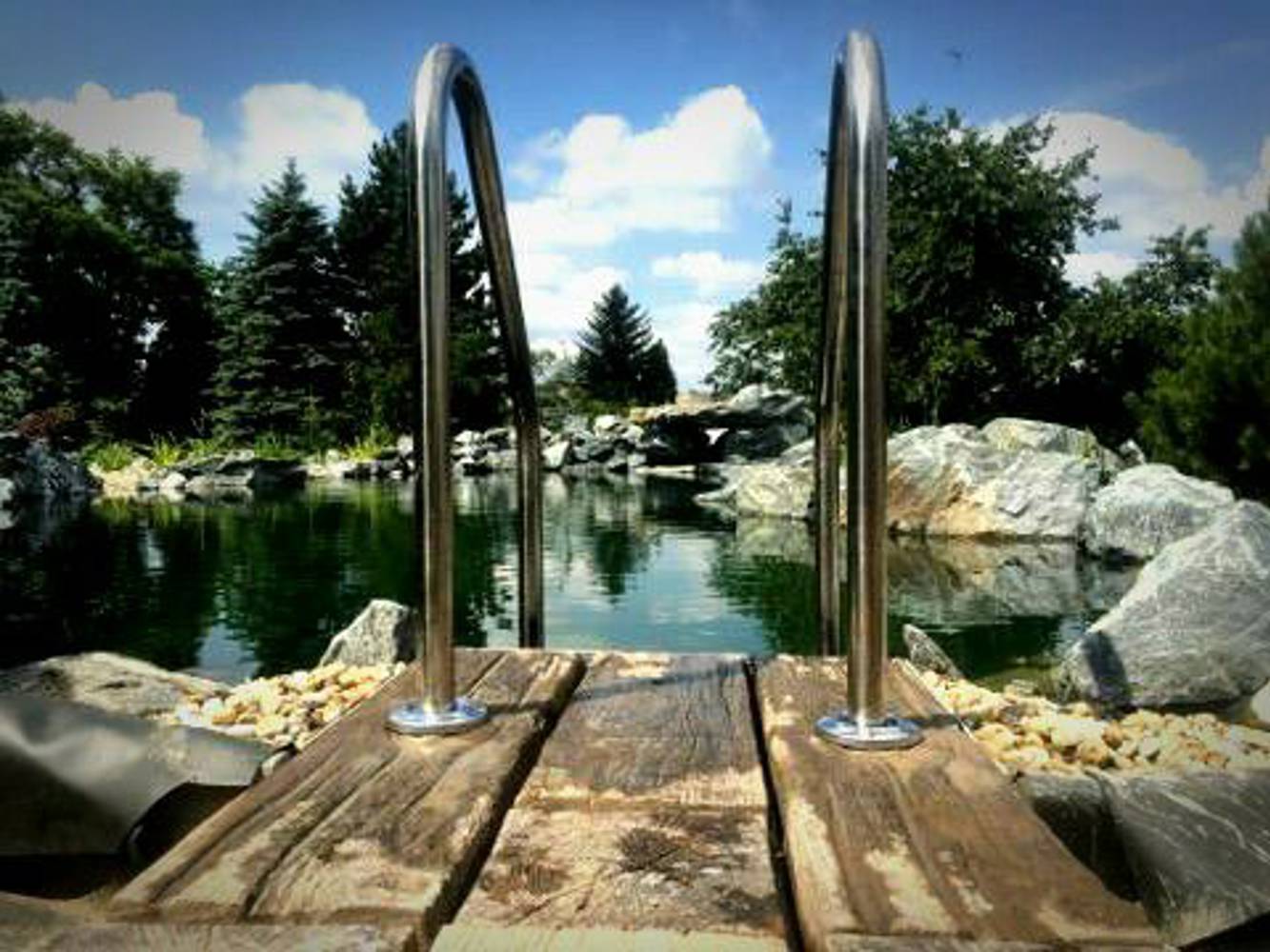 35407483 10155787153247809 8376615124164673536 N