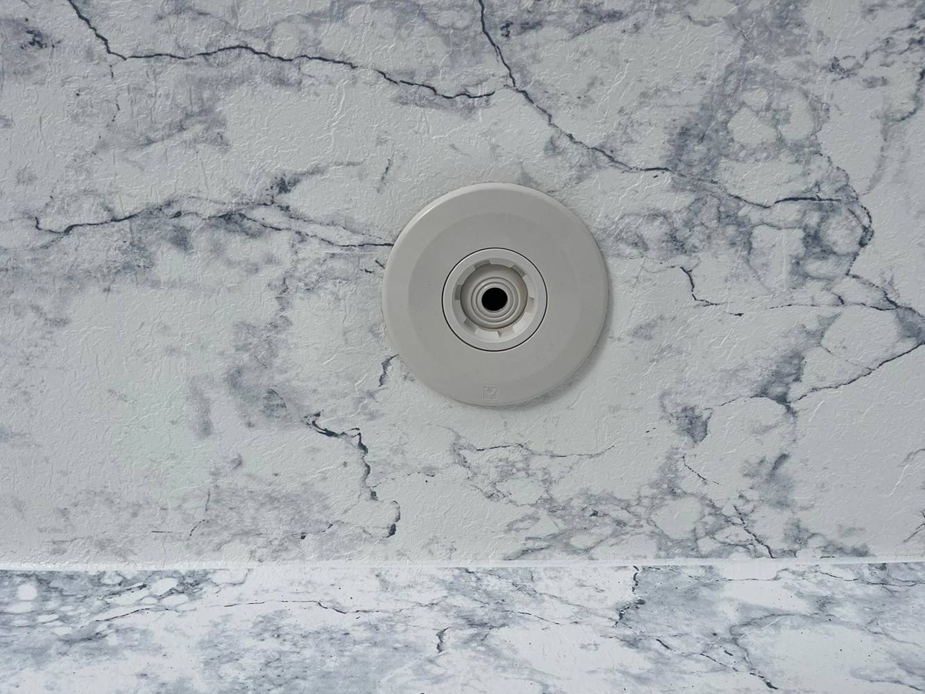 1F63d050 0Ec3 45B9 Bb16 1D002c27fa42