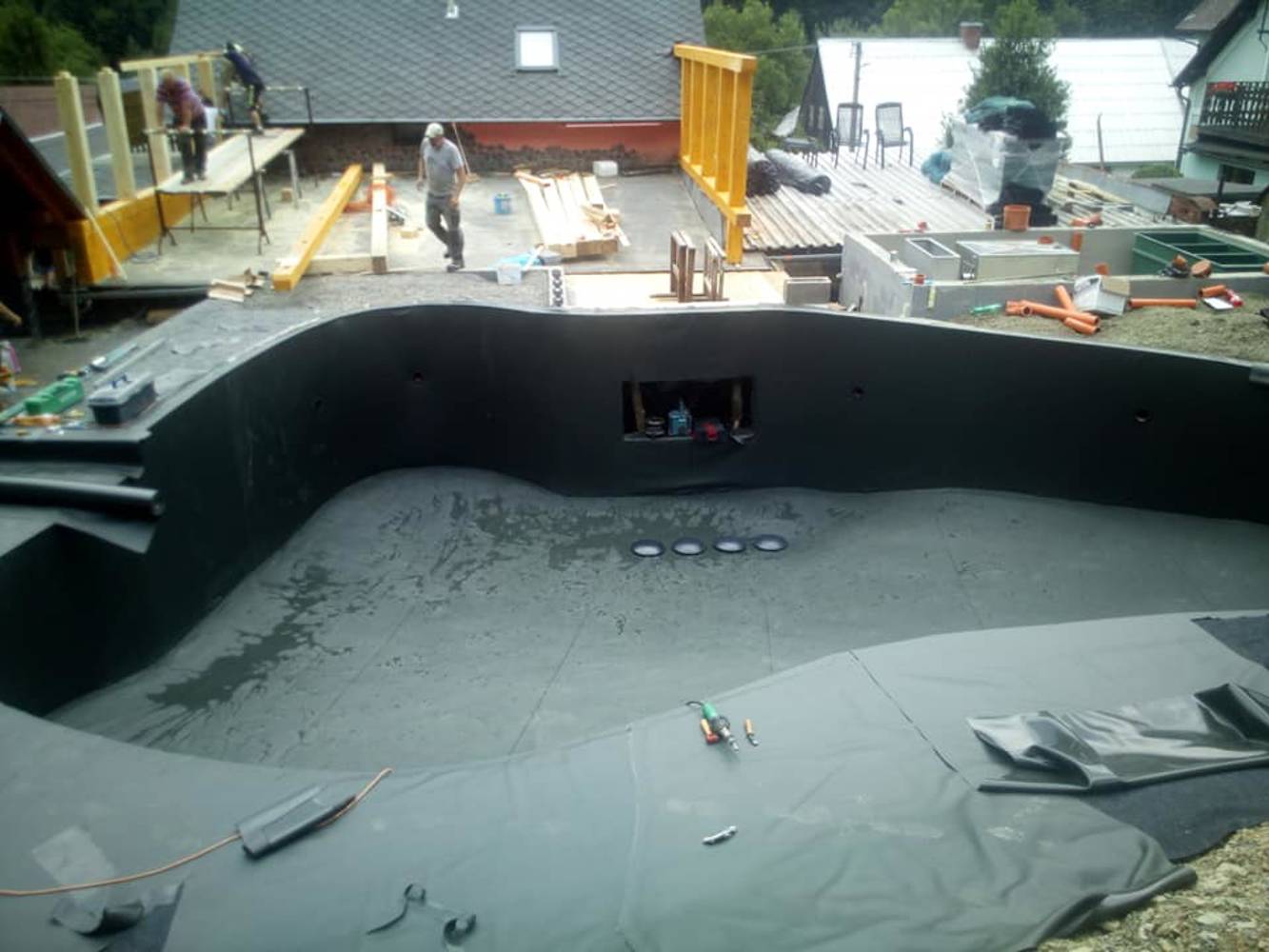 39E49945 4DF9 48C2 8C1A DB6DBEAE8BA5