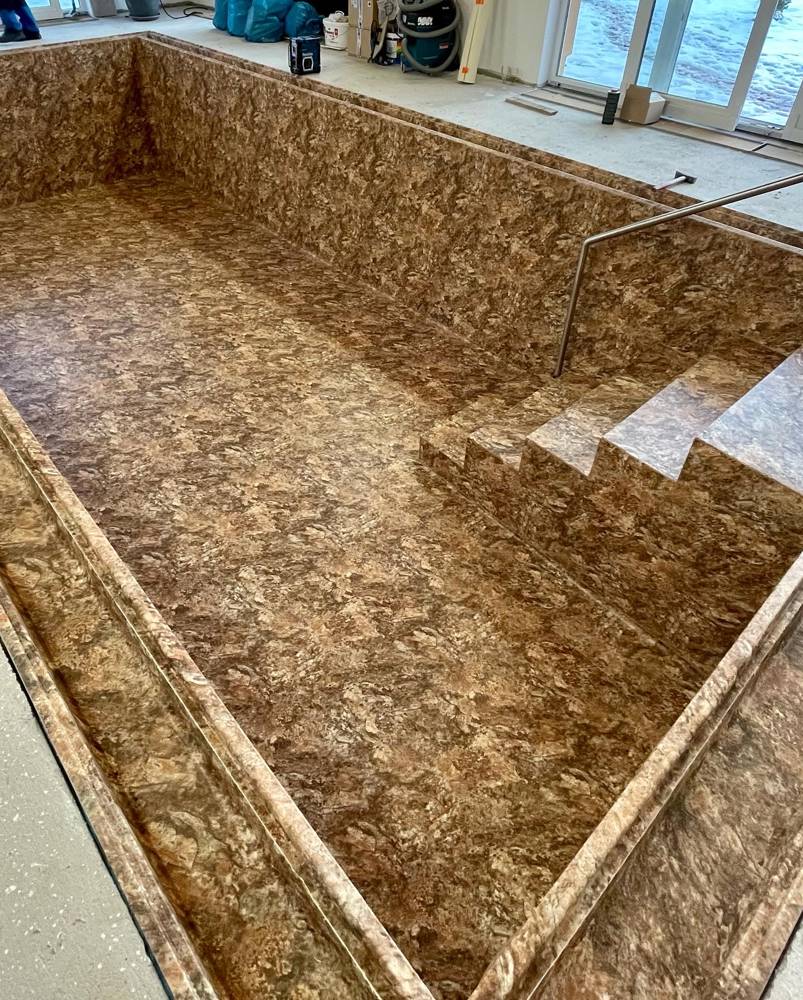 B5192556 AD22 4A96 B13E C0419D9FA8E4 4