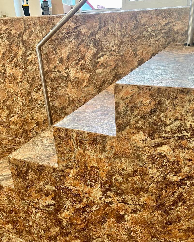 BD9FF799 3E99 4415 B679 F36C9C1294F2 3