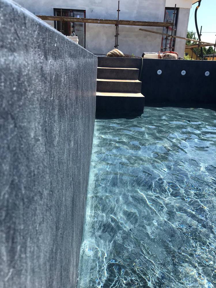 F45D0EAB 0F97 4834 BFB0 E6335B798993 2