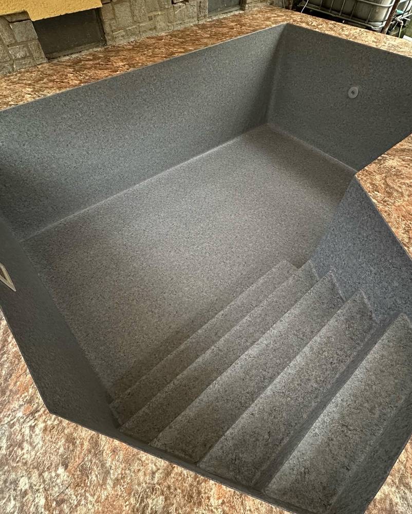 A4C8B70F B916 45EC 9F10 95E9A917115A